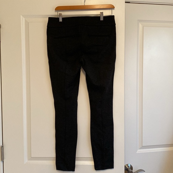 LOFT size:6 dark charcoal pants, Gently used, thicker fabric for fall/winter. - Picture 2 of 7